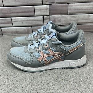 ASICS Lyte Classics size 4y Kids size 5.5 Women’s  Gray and Light Pink Sneakers